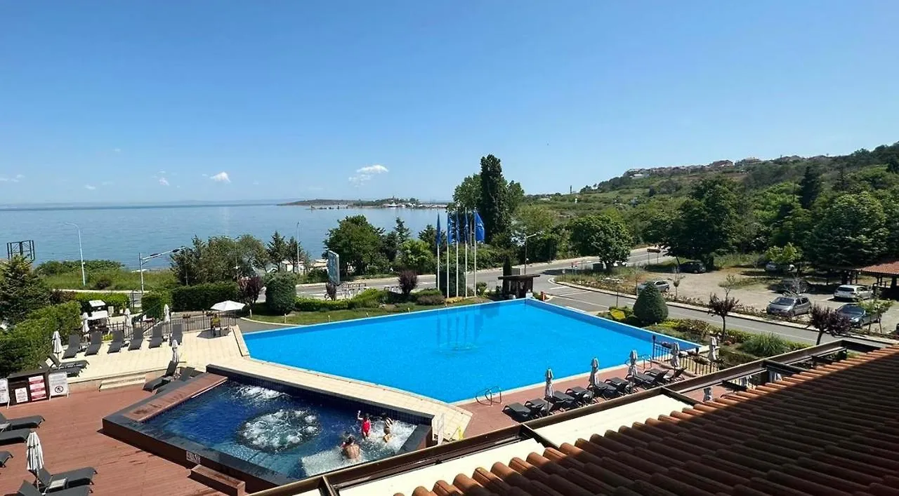Quiet Apartment With Big Terrace In Santa Marina With Parking Sozopol